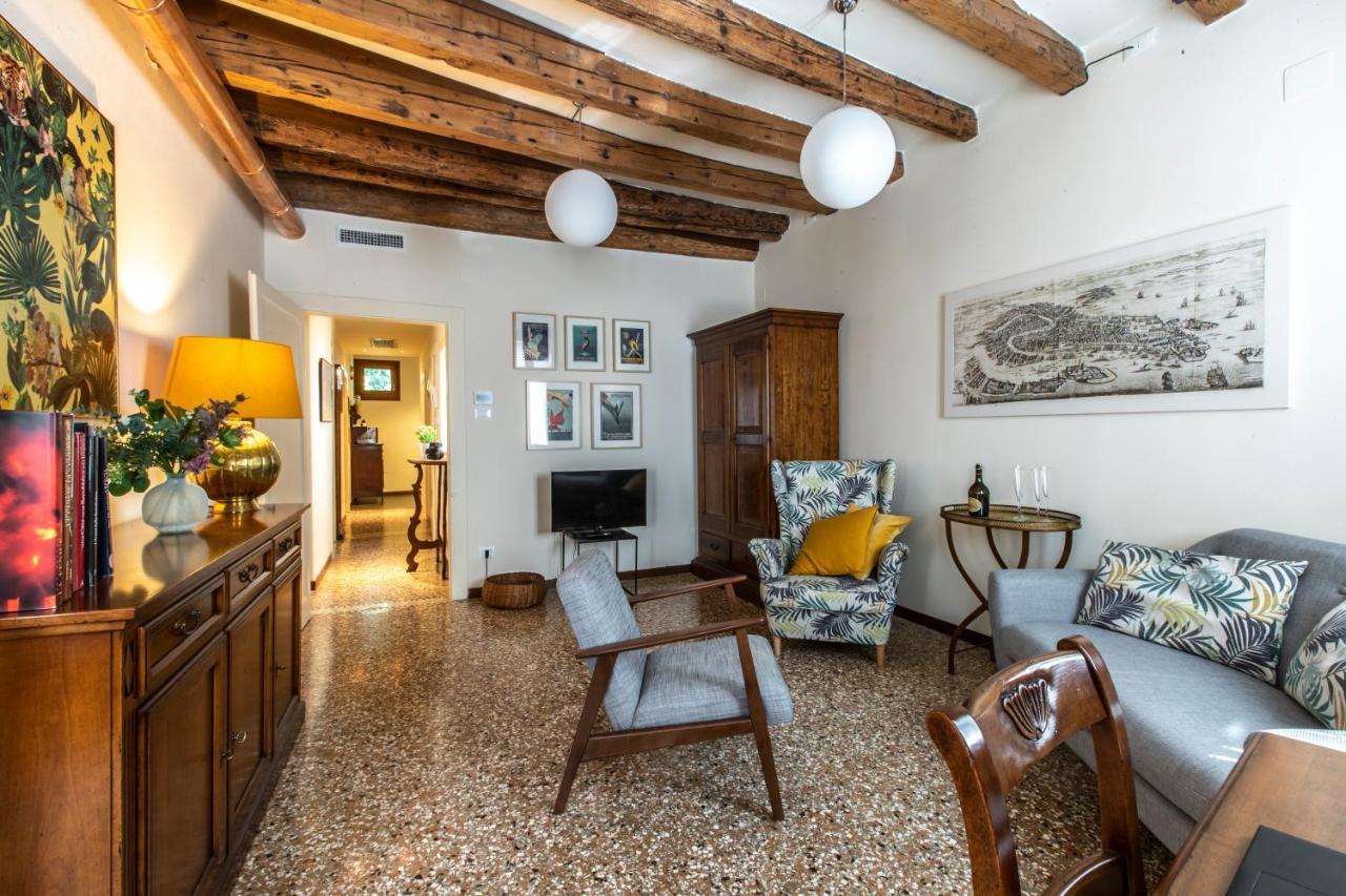 Riva De Biasio Charming Apartment Venedig Eksteriør billede